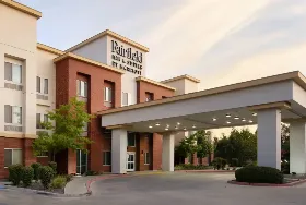 Photograph of Fairfield Inn & Suites, Tulare