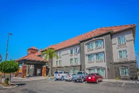 Photograph of La Quinta Inn & Suites, Fowler