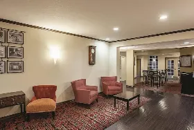 Photograph of La Quinta Inn & Suites, Davis