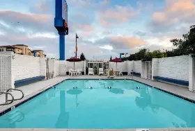 Photograph of Motel 6, Santa Clara