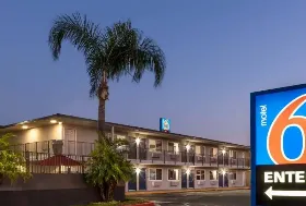 Photograph of Motel 6, Fontana