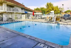 Photograph of Motel 6, Palmdale