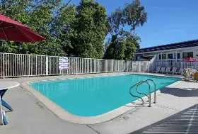Photograph of Motel 6, Livermore