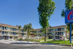 Photograph of Motel 6, San Bernardino