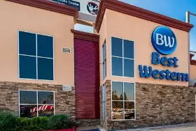 Photograph of Best Western Canoga Park Motor Inn, Canoga Park
