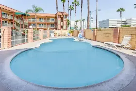 Photograph of Super 8, Anaheim