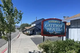 Photograph of Yosemite Gateway Motel, Lee Vining
