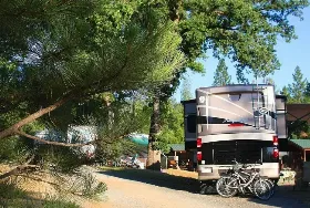 Photograph of Yosemite Pines RV Resort, Groveland