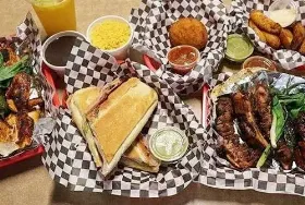 Photograph of Ay Papa Que Rico, Palmdale