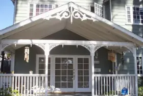 Photograph of Elaine's Hollywood Bed & Breakfast, Los Angeles