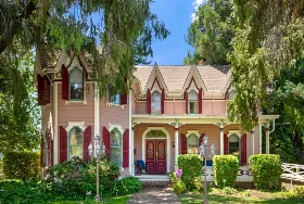 Photograph of The Gables Wine Country Inn, Santa Rosa