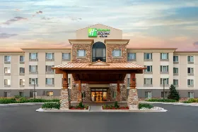 Photograph of Holiday Inn Express, Denver
