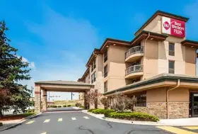 Photograph of Best Western Inn, Castle Rock