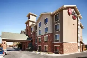 Photograph of Best Western Gateway Inn & Suites, Aurora