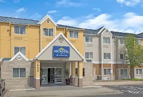 Photograph of Microtel Inn & Suites, Denver