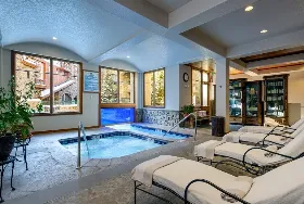 Photograph of Fairmont Franz Klammer Lodge, Telluride