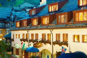 Photograph of Poste Montane Lodge, Avon