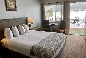 Photograph of Western Riviera Lakeside Lodging & Events, Grand Lake