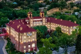 Photograph of Hotel Colorado, Glenwood Springs