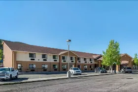 Photograph of Quality Inn, South Fork