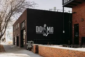 Photograph of Dio Mio, Denver
