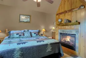 Photograph of Rocky Mountain Lodge & Cabins, Cascade