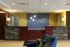 Photograph of Holiday Inn Express & Suites, Milford