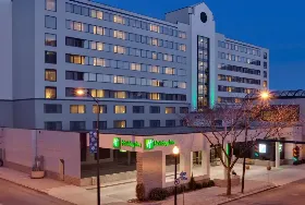 Photograph of Bridgeport Holiday Inn & Conference Center, Bridgeport