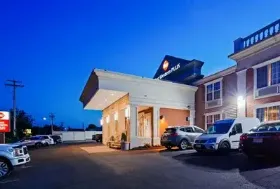 Photograph of Best Western Black Rock Inn, Fairfield