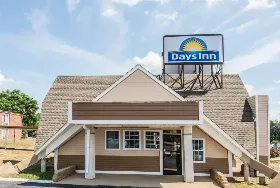 Photograph of Days Inn, Vernon