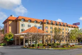 Photograph of Comfort Suites, Norwich