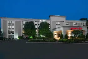 Photograph of Hampton Inn, Danbury
