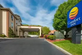 Photograph of Comfort Inn, Naugatuck
