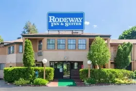 Photograph of Rodeway Inn, Branford