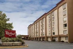 Photograph of Red Roof Inn, New Britain