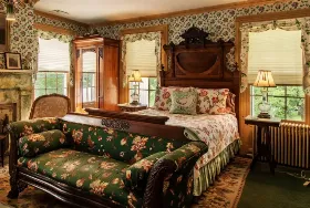Photograph of House of 1833 Bed and Breakfast Resort, Mystic