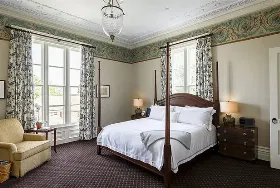 Photograph of Spicer Mansion, Mystic