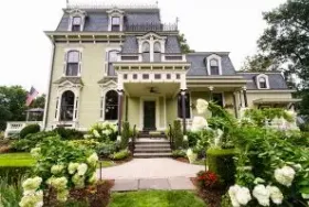 Photograph of Silas W Robbins House, Wethersfield