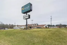 Photograph of Quality Inn, Harrington