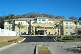 Photograph of Holiday Inn Express, Bonifay