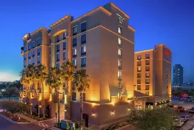 Photograph of Hilton Garden Inn, Jacksonville