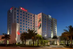 Photograph of Homewood Suites, Sweetwater