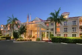 Photograph of DoubleTree Suites by Hilton Hotel Naples, Naples