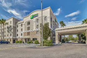 Photograph of Holiday Inn Express, Clearwater