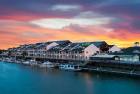 Photograph of Holiday Inn & Suites Clearwater Beach S-Harbourside, Indian Rocks Beach