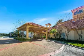 Photograph of La Quinta Inn & Suites, Tampa