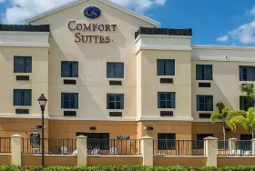 Photograph of Comfort Suites, Vero Beach