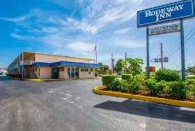 Photograph of Rodeway Inn, Fort Pierce
