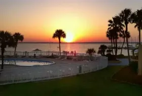 Photograph of Bay Beach Inn,