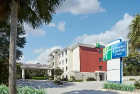 Photograph of Holiday Inn Express, Pensacola